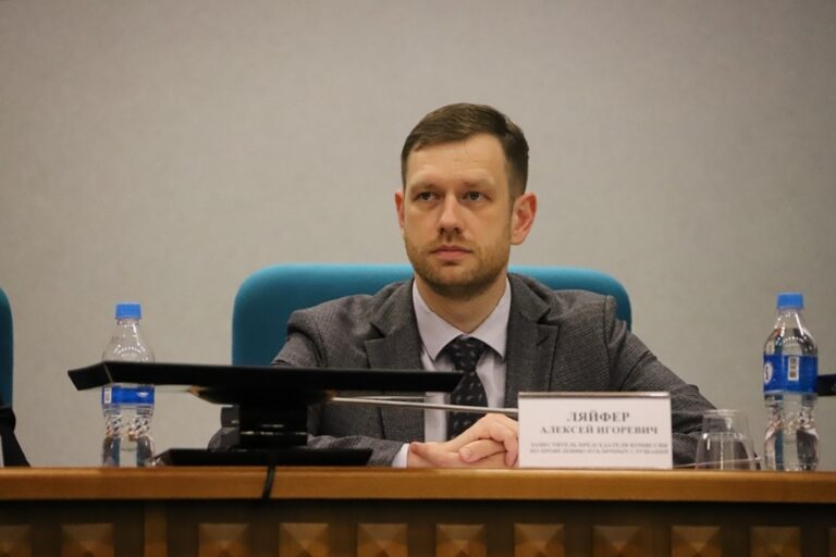 Гособвинение просит назначить вице-мэру Владивостока 12 лет строгого режима
