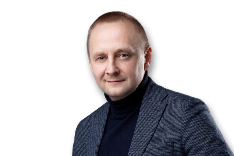 С завтрашнего дня Солнечный район Хабаровского края возглавит Сергей Семенов