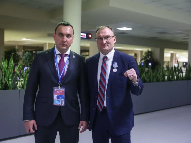 Попали под ротацию: «Единая Россия» обновила состав Генсовета