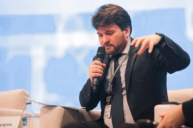 Ипподром, глэмпинги и яхт-клуб планируют построить на острове Большой Уссурийский