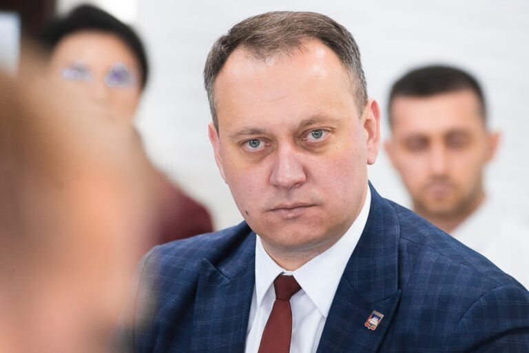 Экс-глава Ванинского района возглавил тренировочный центр сборной РФ