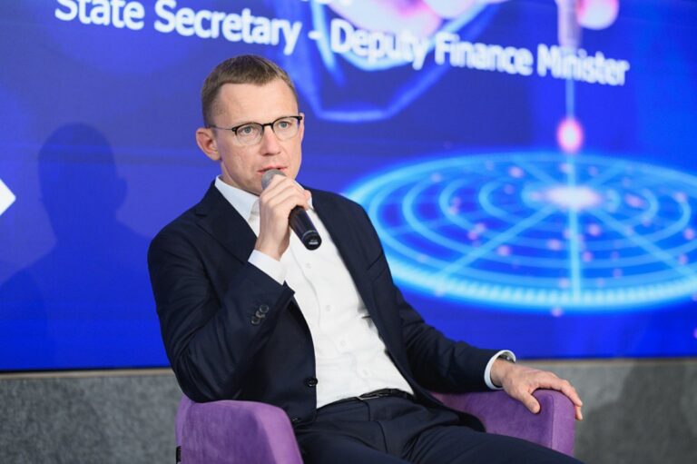 Минусы и плюсы: деловое сообщество обсуждает возможные изменения в российской налоговой системе