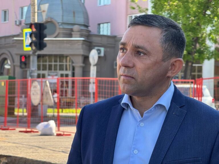 Новая тройка мэров возглавила рейтинг первых лиц столиц ДФО за август 2025 года