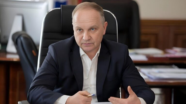 Экс-мэра Владивостока Олега Гуменюка освободили от отбывания наказания
