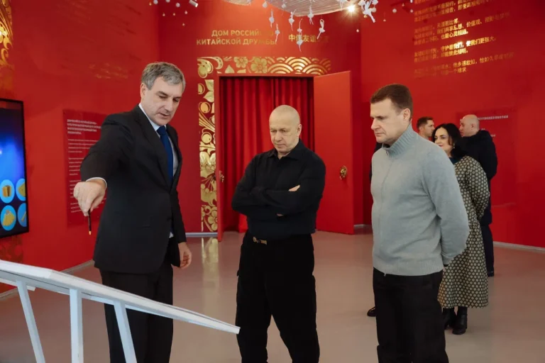 “Золотая миля” в Благовещенске: ход работ оценил Трутнев