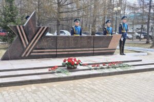 Памятный знак погибшим летчикам