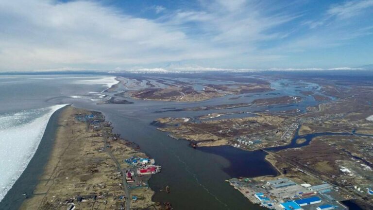 На Камчатке возводят новые причалы
