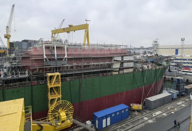 В Приморье проходит испытание второй газовоз