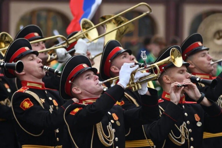 «Фанфарами славим Россию!»: лучшие детские духовые оркестры Дальнего Востока выступят в Хабаровске