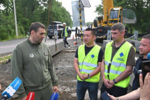 Демешин проверил восстановленную объездную дорогу Красная Речка – Казакевичево