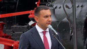 Максим Иванов