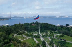 Новый облик набережной ДВФУ: амфитеатр, зоны отдыха и обновление кампуса