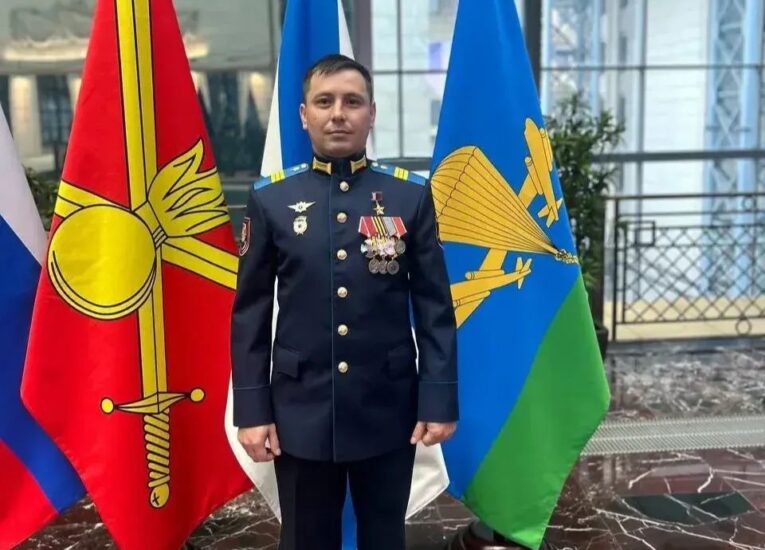 Виктор Софронов