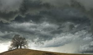 штормовое предупреждение в магаданской области