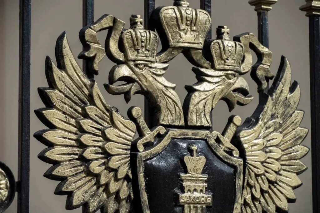 Во Приморье осудили участников игорной ОПГ с доходом 375 млн рублей