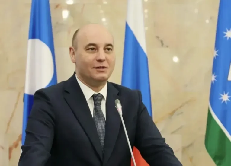 В Якутии главой Мирнинского района переизбран Александр Басыров